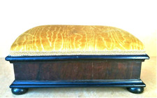 POGGIAPIEDI - MOGANO LASTRONATO - EBANIZZATO - CON IMBOTTITURA - II IMPERO - 800