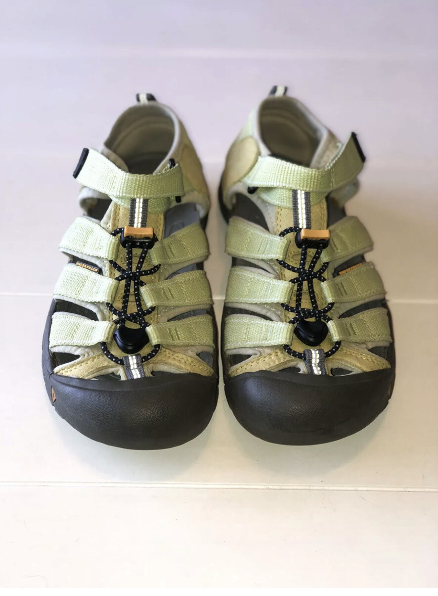 Sandali donna Keen verde punta chiusa trail outdoor escursionismo US 5