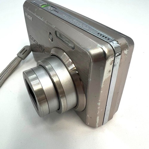 Nikon COOLPIX S600 10.0MP Digital Camera W/Battery From Japan - Picture 4 of 7