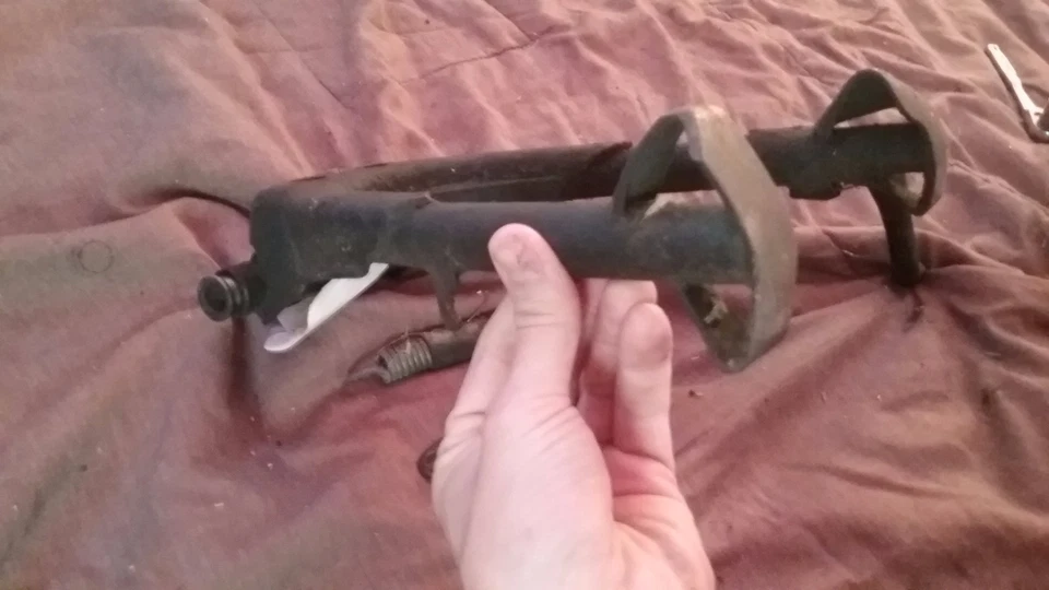 79 82 Honda CB750K CB 750 K cuatro centrales soporte de cabra 1979 1980 1981 1982 Foto 4 de 4