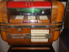 Wurlitzer 41 Counter Jukebox Nice condition stand Base not included