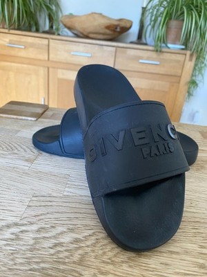Givenchy Badeschlappen in Schwarz Gr. 36