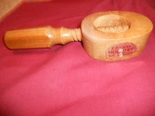 VINTAGE WOODEN WOOD SCREW NUT CRACKER EZ-Krak Holiday