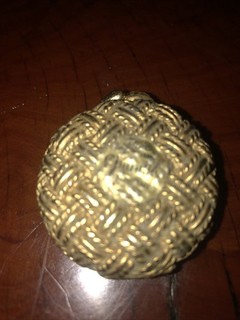 Vintage Houbigant gold tone Chantilly Solid Perfume Compact