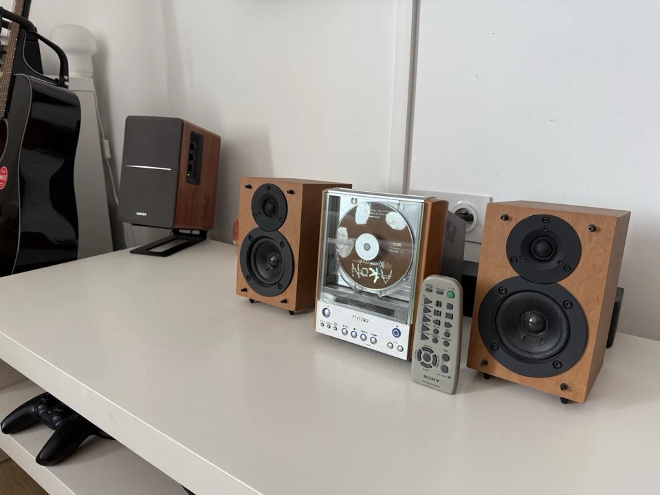 Chaîne Hi-fi Sony CMT-EX1 lecteur CD design mural-vintage Rare-excellent État. - Photo 3/4