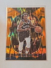 2022-23 Panini Select - Concourse Jrue Holiday #15 Orange Flash Prizm