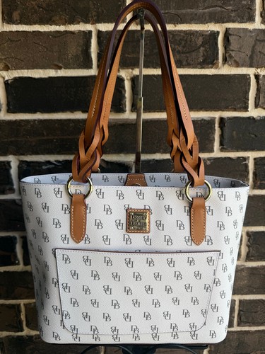 NWT $348 Dooney & Bourke BBLAK1312 Blakely Small Tammy Tote Bone Logo Signature