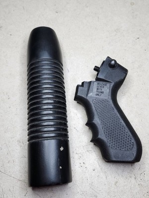 MOSSBERG 500c 20ga Black Wood Ribbed Corn Cob Forend & Grip 7.5'' 2 Arm Police