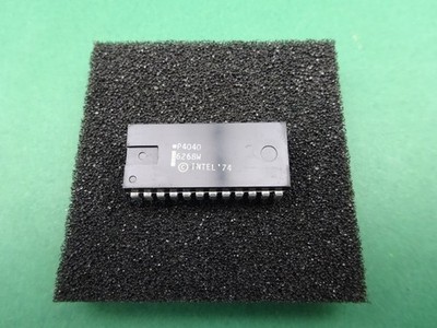 Intel P4040 ( 4040 ) CPU NOS 4 Bit Microprocessor (ähnlich 4004 )