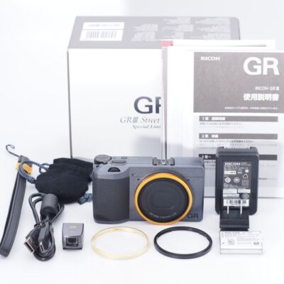 RICOH GR III Street Edition 28mm おまけ付き RICOH GR III Street Edition Special Limited Kit: A limited