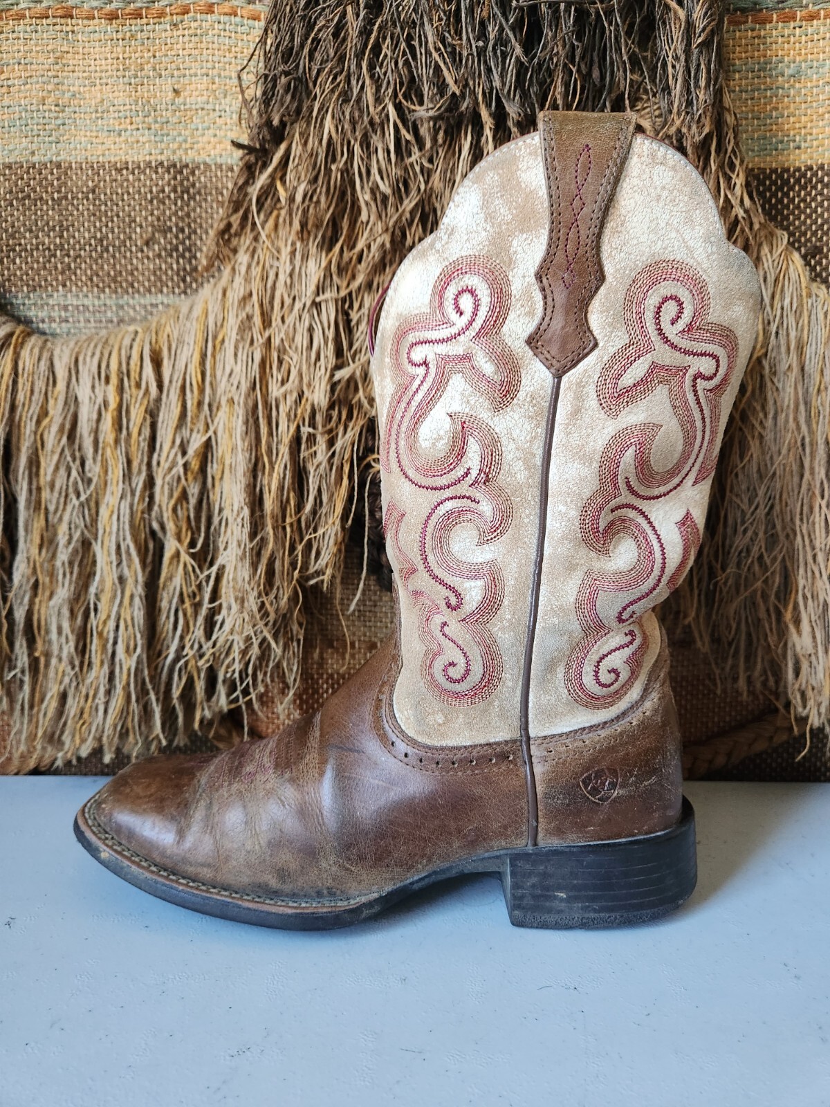 Ariat  Quickdraw 11"  Distressed Square Toe Cowbo… - image 1