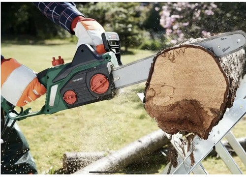 Parkside Electric 2200W Chainsaw 2 Hand Safety Switch 40cm cutting length🇩🇪🪚 - Picture 2 of 12