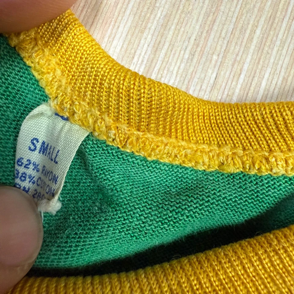 Camiseta Durene vintage años 50 60 bloques de colores Kiwanis Saints timbre niños pequeños niños Foto 3 de 4