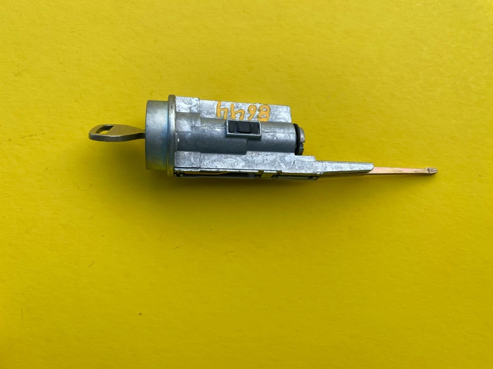 TOYOTA CAMRY 1997-2001 ENCENDIDO ANTIRROBO PATS INMOVILIZADOR OEM 69057-41010 Foto 2 de 4