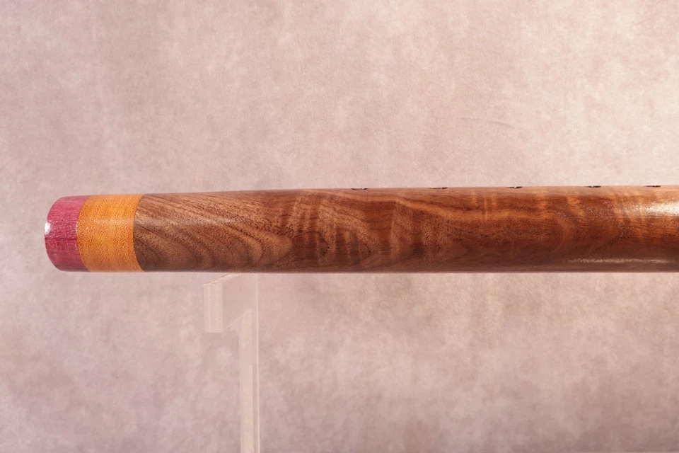 罕见绗缝核桃美洲原住民长笛,奥塞奇橙色图腾和口音钥匙 A — 第 4/4 张图片