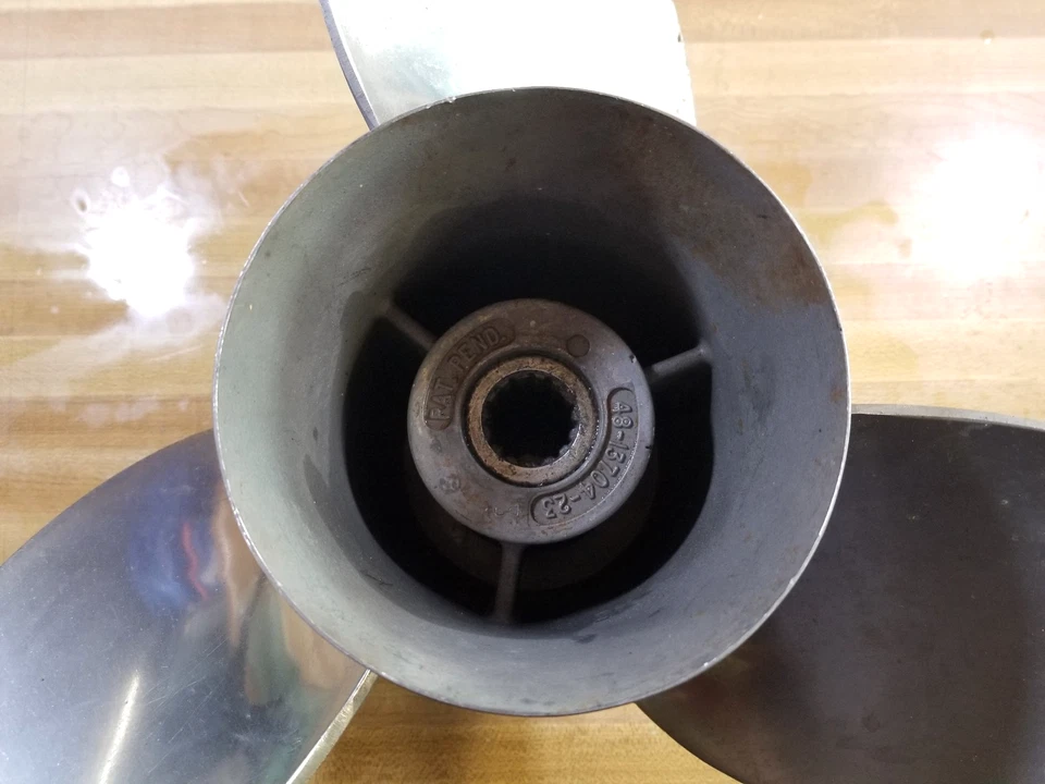 Quicksilver Mirage Stainless Steel Prop 14.5x23 Pitch 15 Spline 48-13704-23 - Image 3 of 4