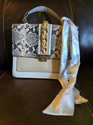 ALDO White Black Snake Print Satchel Top Handle Turn Lock Zip Chain Bag Charm
