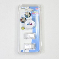 Safety 1st Magnetic Tot Lok Starter Set, Comes with Two Locks One Key - New