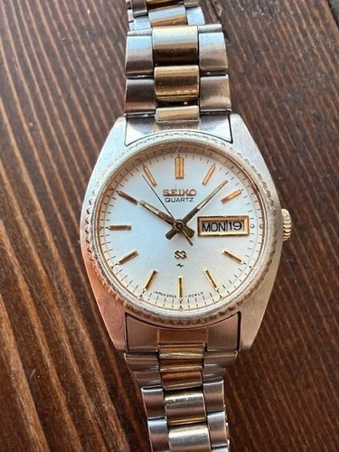 Vintage Ladies Seiko SQ Quartz Watch – Model 2623‑0059 Two‑Tone Day/Date; AS IS