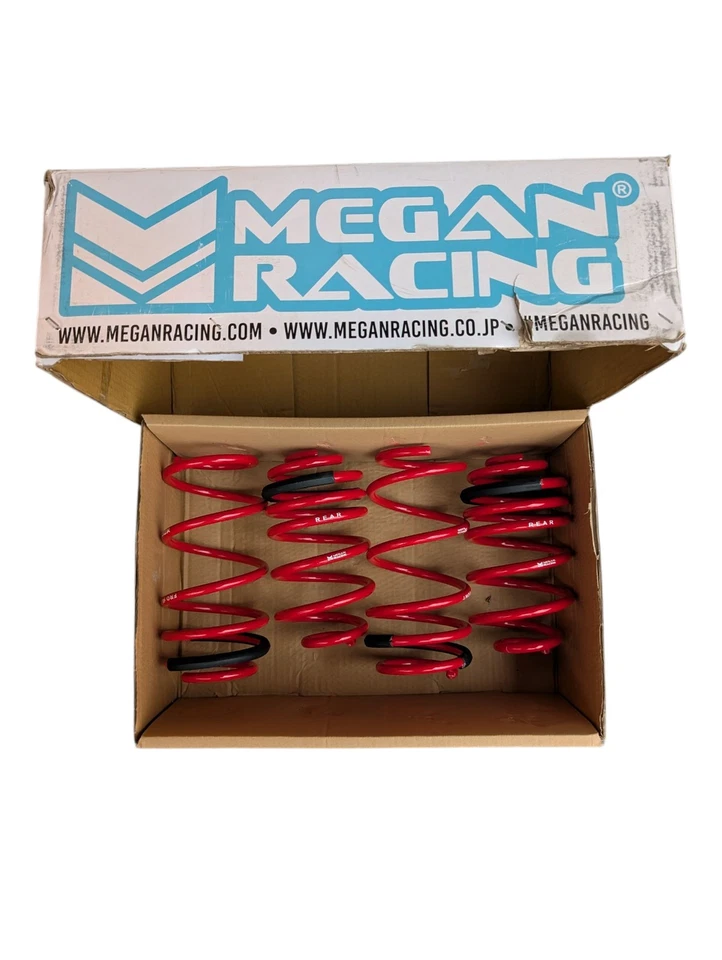 Kit de muelles reductores helicoidales Megan Racing rojo versión europea 4 piezas para 03-10 Saab 9-3 Foto 2 de 2