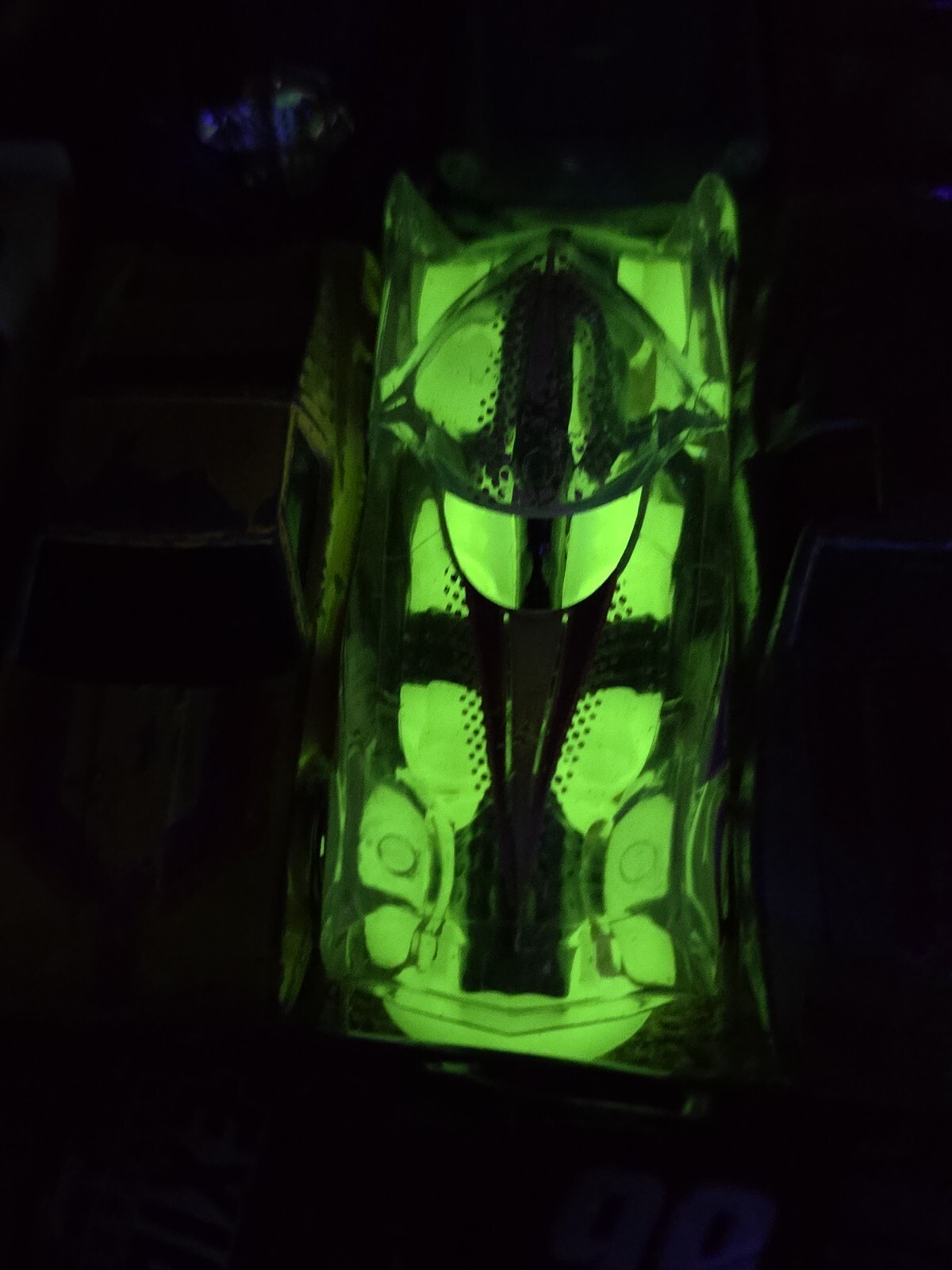 Hot Wheels Car 2007 Cloak And Dagger Pink Purple T Wu Mika Glow In The Dark