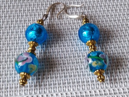 Boucles D'oreilles Longues Avec Perles De Verre Murano Vert Torsadé Sur Feuille D'argent