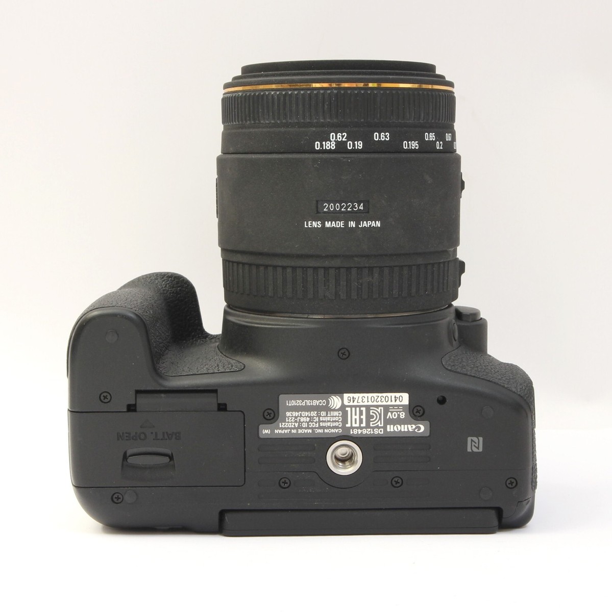 Canon EOS 8000D 24.2MP Digital SLR Camera (Kit w/ SIGMA 50mm F2.8
