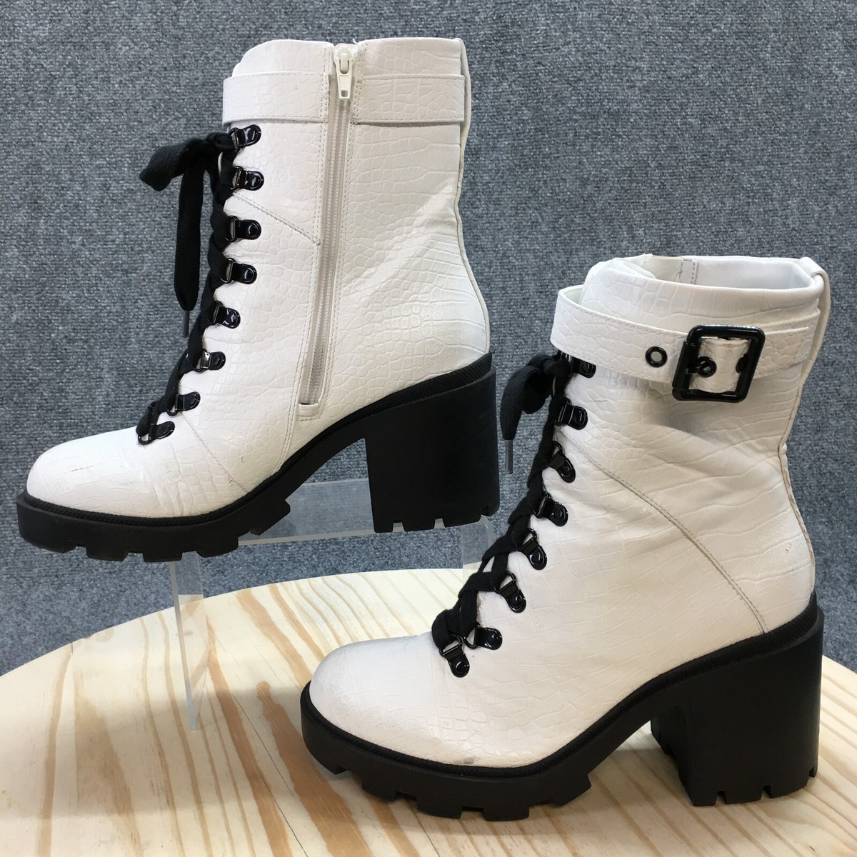 Mix Boots Womens M Valera Lace Up Cpmbat Block Heels White Faux  Leather