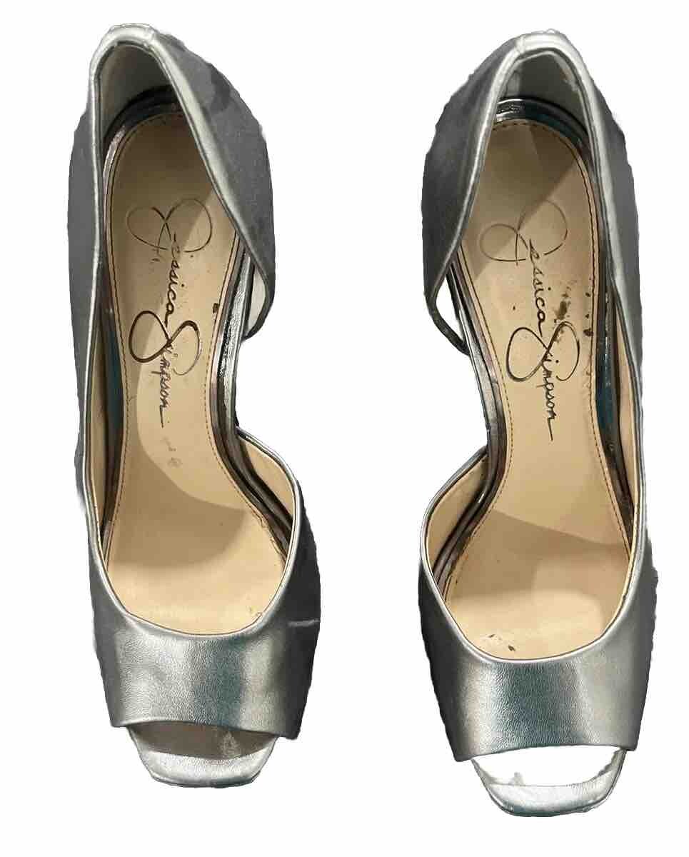 jessica simpson silver Open Toe Peep shoes/pumps/heels size 6
