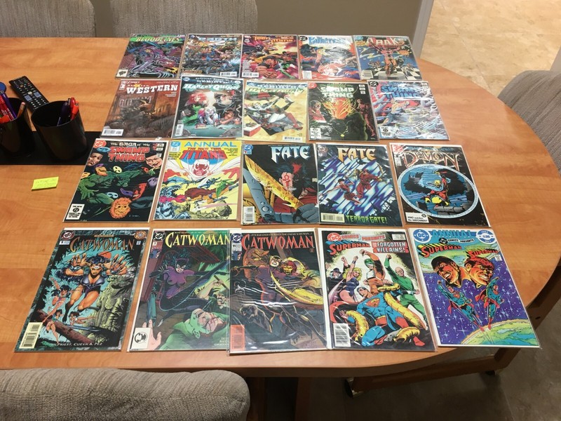Lot of 20 Mixed Arak Superman Batman Catwoman DC Comic Books