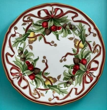 Tiffany & Co. Holiday Dinner Plates – 10.5” – Made in Japan Porcelain