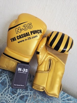 8 OZ Boxhandschuhe Gold Punching MMA Boxen Sparring NEU Handschuh Muay Thai N-35