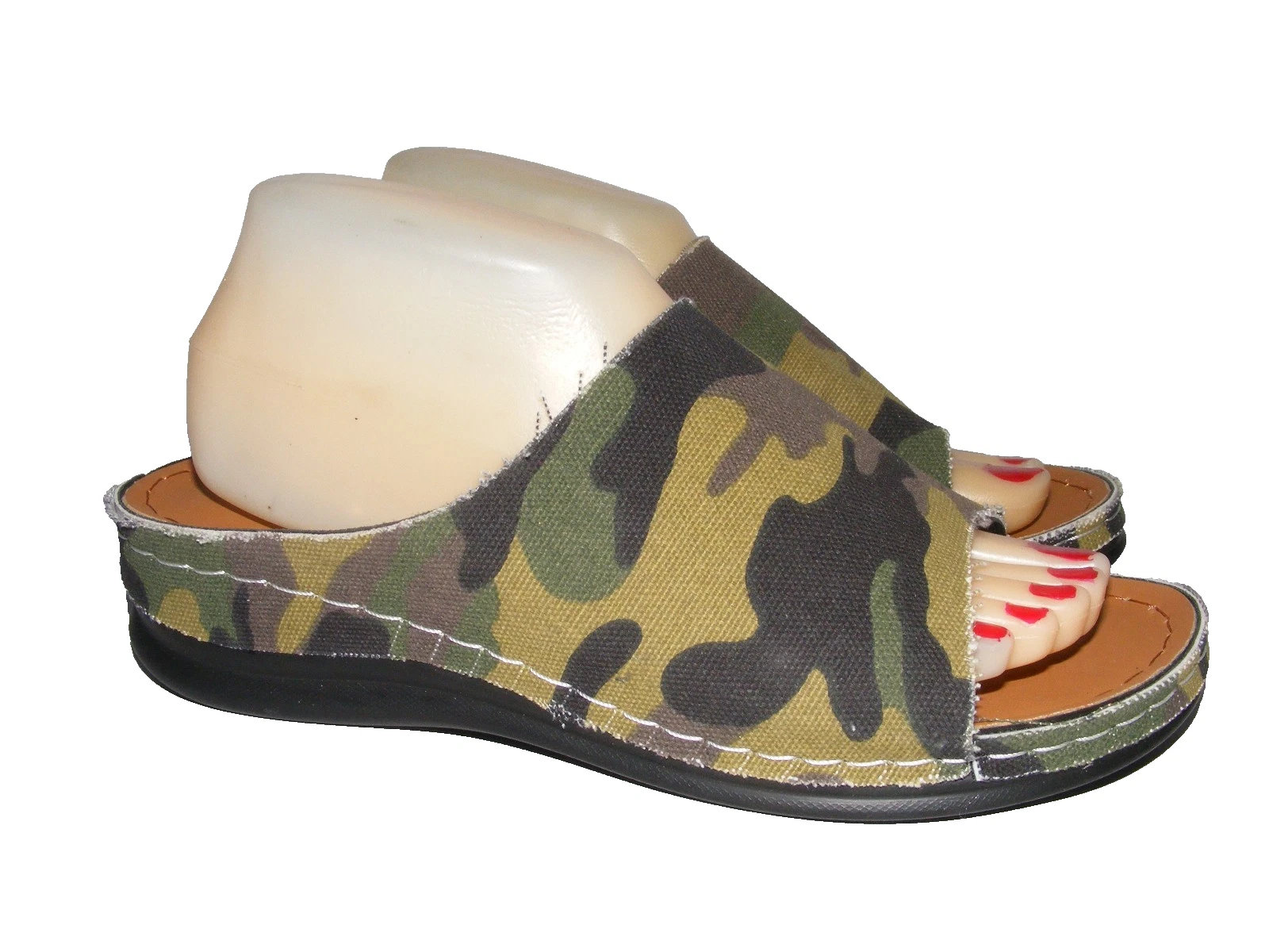 Camouflage Camo Print Green Women's Size 41 US 10 Slides Sandals Shoes