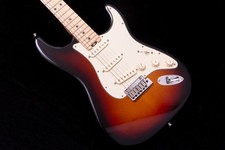 Fender American Elite Stratocaster 2018 3.88kg #US18071809 #GG1b9