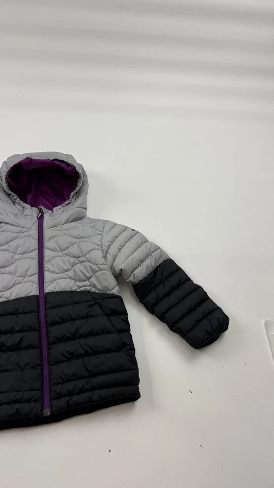 Chaqueta Columbia Juvenil XXS 4/5 Gris Negro Con Capucha Puffer Aislada Invierno 1863801 Foto 3 de 4