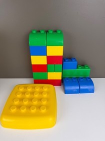 LEGO Quatro: Small Quatro Bucket (5355) Complete