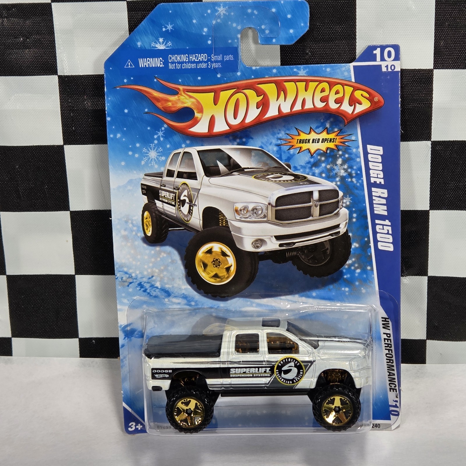 2010 Hot Wheels Snowflake #108 Performance 10/10 DODGE RAM 1500 White Lifted 4x4