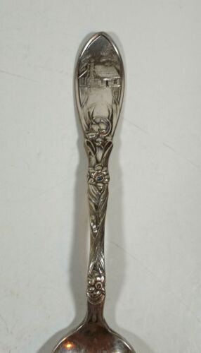 Antique Towles St Paul Silver Spoon Log Cabin USA Souvenir Pat Jan 14 1818 - Picture 5 of 9