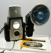 Vintage Kodak Brownie Starflex Camera w/ OEM Flash