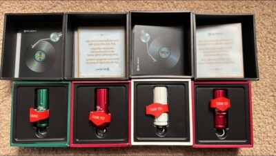 Olight iTHX Full Set White, Red, Green And Very Rare Thanksgiving Red. All LNIB