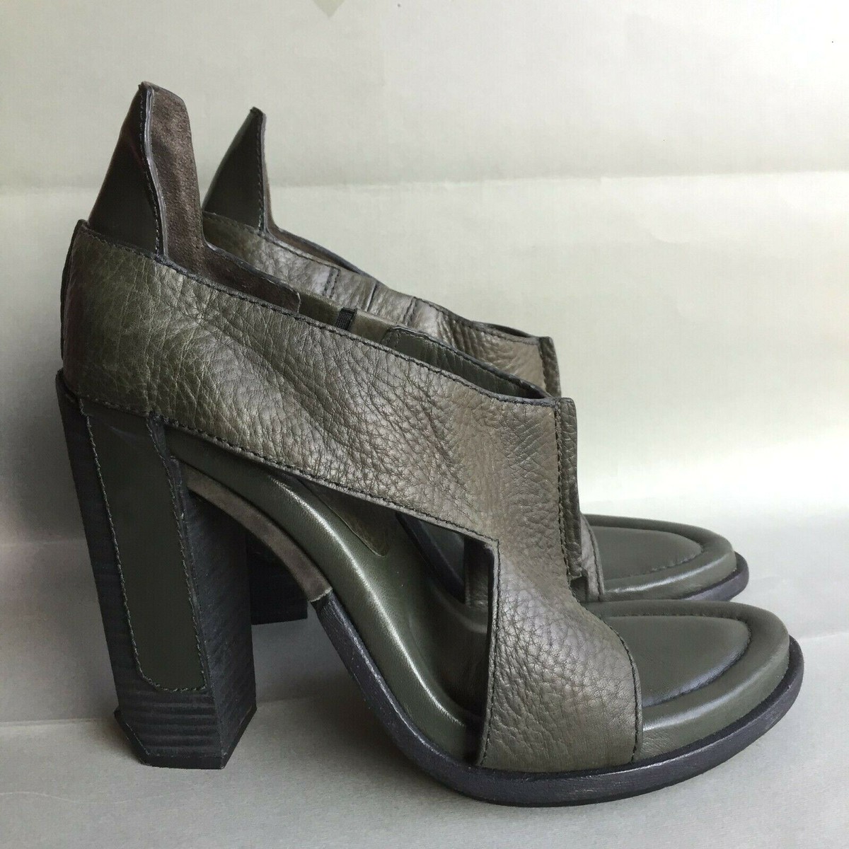 Alexander Wang Dark Green 'iman' Angled Heel Leather Sandals US 10
