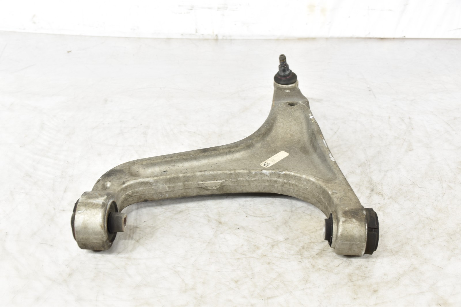 Maserati Ghibli 2014-2019 Front Left Lower Control arm P/N 670007180