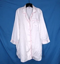 VTG KATHRYN Shiny SATIN White w/Pink Trim BUTTON Lounge NIGHTSHIRT/GOWN Sz L