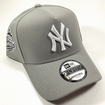 New Era New York NY Yankees Exclusive Grey White 9FORTY A-Frame Snapback Hat Cap