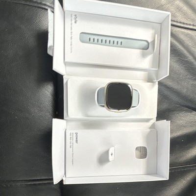 Fitbit Versa 3 GPS Heart Rate Sleep Water Resistant Light Blue/Gold + Charger