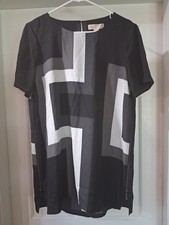 MIchael Kors Geometric dress Size M, New