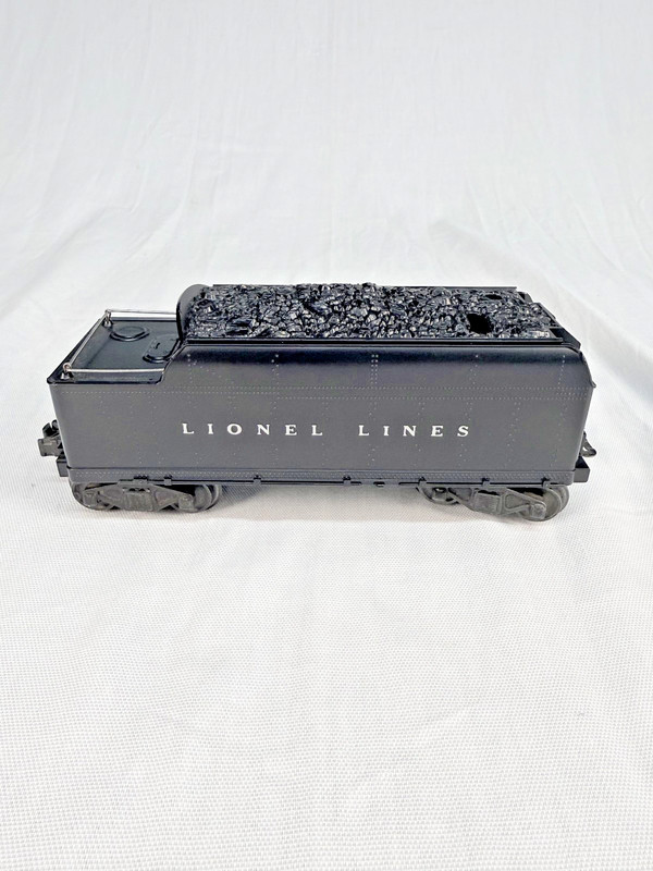 The Lionel 2466WX Vintage O Operating Whistling Tender