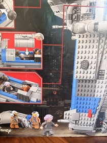LEGO Star Wars 75188 Resistance Bomber Finch Dallow Variant Sealed Box C9 Mint
