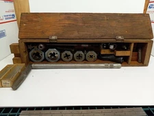 Vintage TRIAD NYE No.50 Pipe Threader Die Ratchet Kit / Pipe Cutter /  NOS Dies