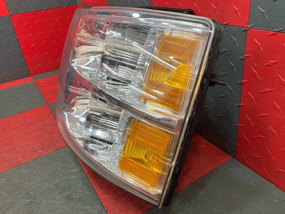 2007-2013 Chevrolet Silverado LH Driver Halogen Headlight Head Lamp *Dmgd Tab* - Image 4 of 4